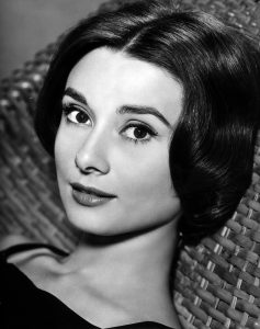 h280821_ダイエット37ぐうたら14日目03_audrey-hepburn-63115_1280