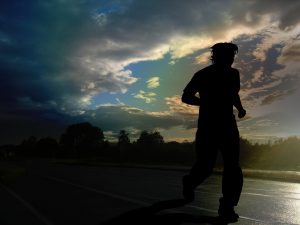 h280822_ダイエット38ぐうたら15日目02_runners-476106_1280